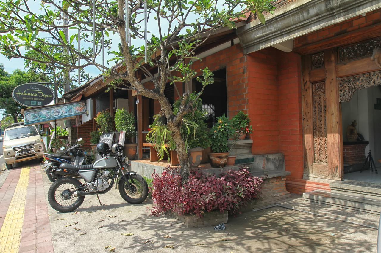 Halaman Depan Hostel Ubud Buitenkant foto