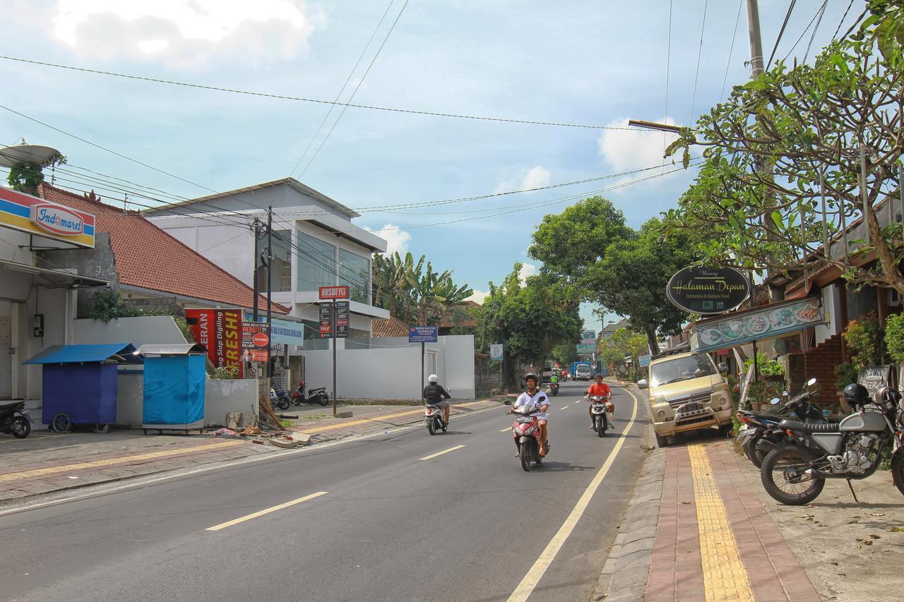 Halaman Depan Hostel Ubud Buitenkant foto